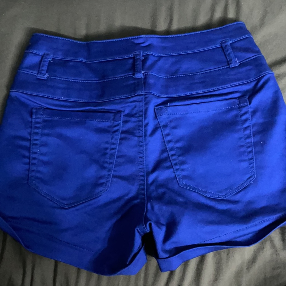Refuge High Rise Shorts - Picture 2 of 5